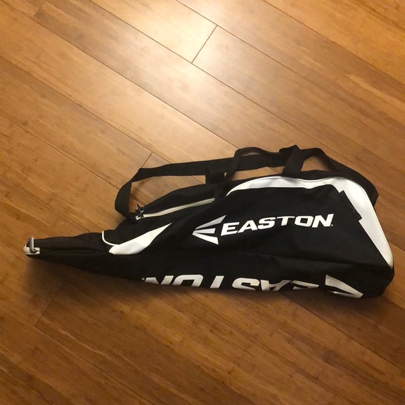 easton e100t tote bag